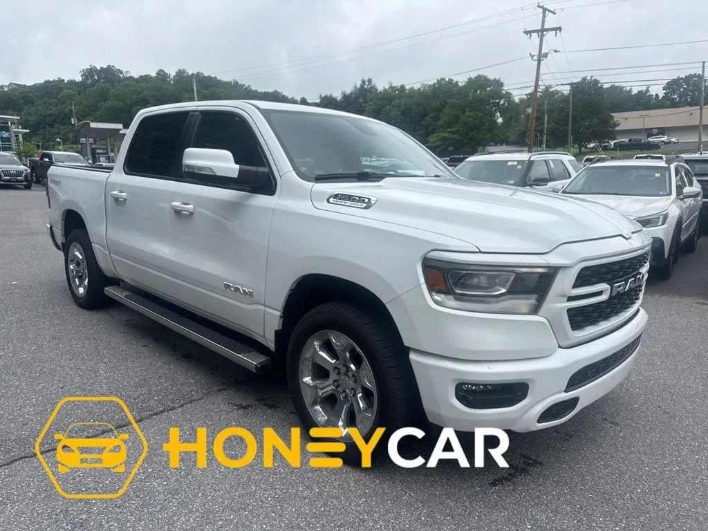 2022 RAM 1500 Big Horn/Lone Star 4x4 Crew Cab 5'7's photo