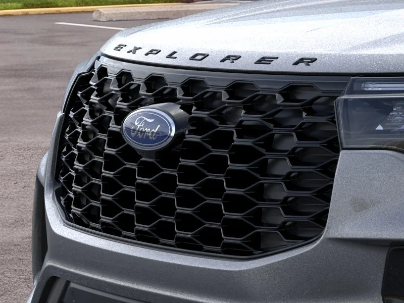 2026 Ford Explorer ST-Line - Photo 17
