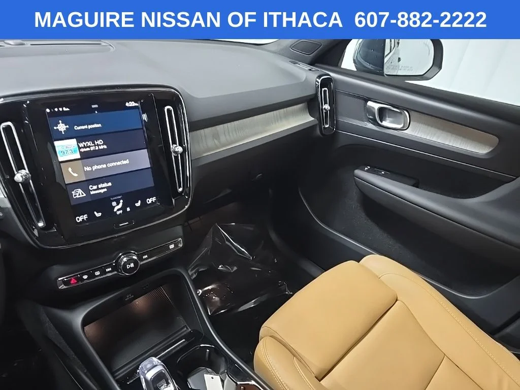 Used 2021 Blue Volvo T5 Inscription image 26