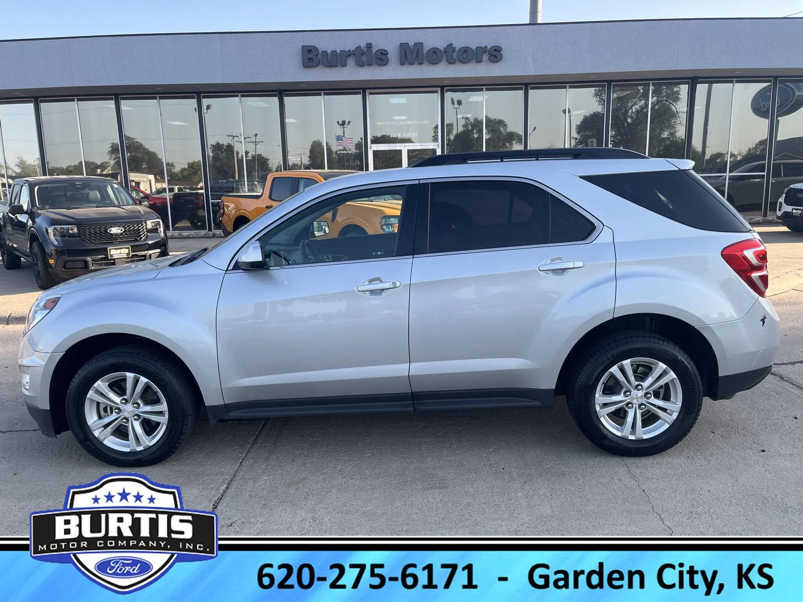 Used 2016 Silver Ice Metallic Chevrolet LT image 1