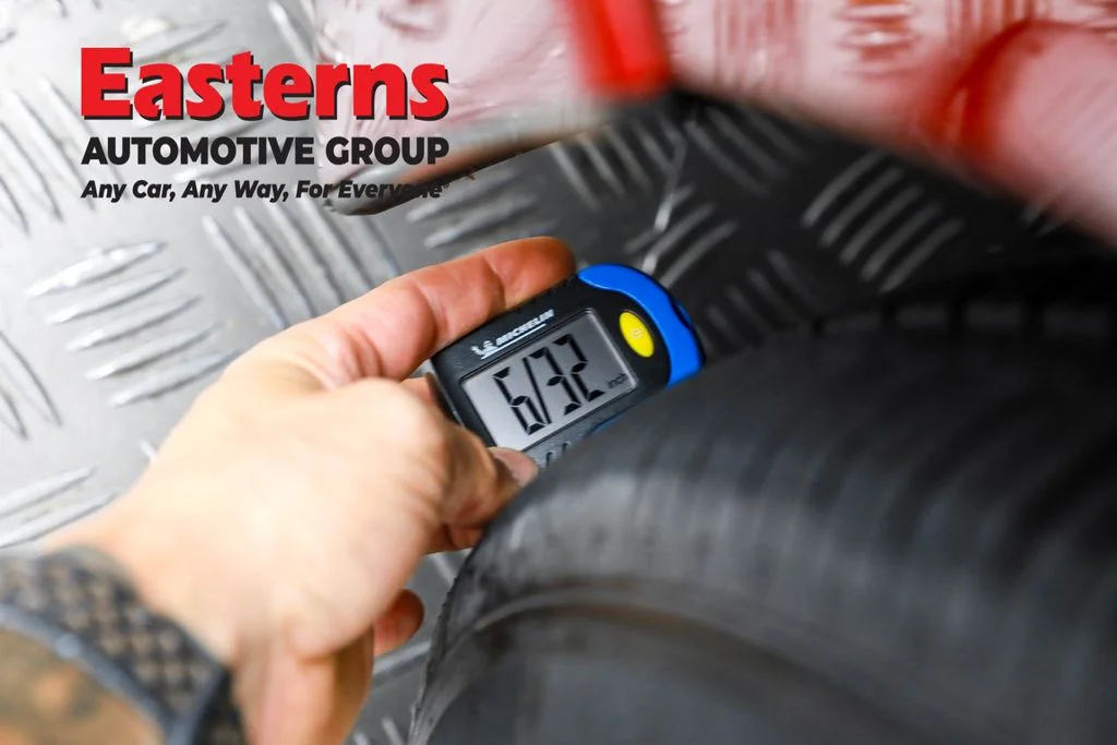 Used 2021 Red Nissan SV image 27
