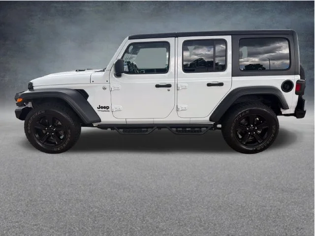 Used 2020 White Jeep Unlimited Sport Altitude image 4