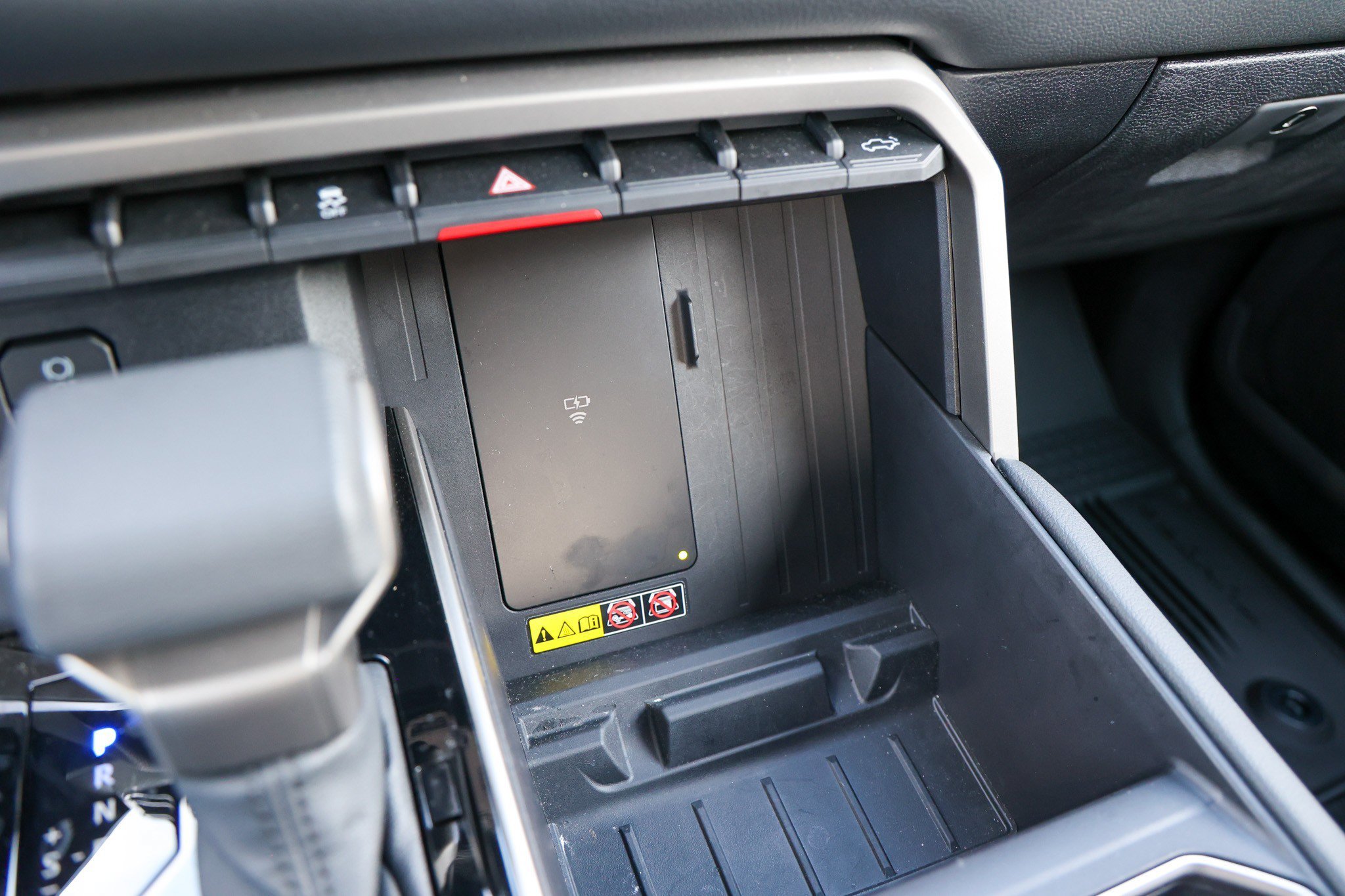 Used 2026 MAGNETIC GRAY MET Toyota Limited image 26