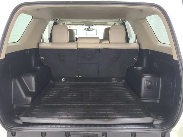 Used 2016 Blizzard Pearl Toyota Limited image 36