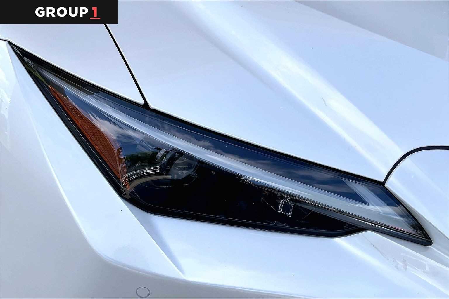 Used 2023 Eminent White Pearl Lexus  image 25