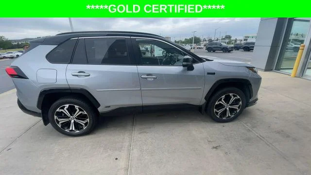 Certified Used 2022 SILVER SKY MET W/BLK Toyota  image 3