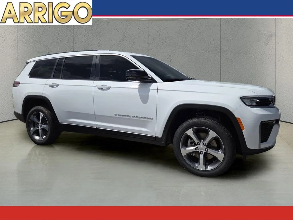 New 2026 Bright White Clear-Coat Exterior Paint Jeep Limited image 1