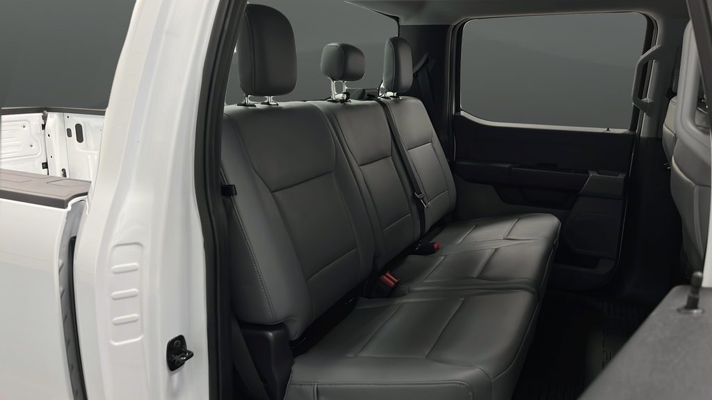 Used 2025 Oxford White Ford XL image 24