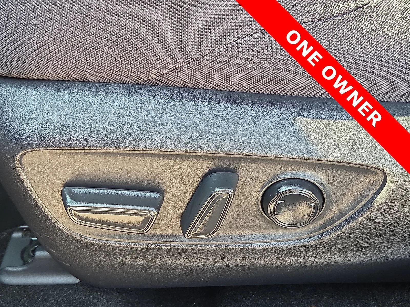 Used 2024 Coastal Gray Metallic Toyota LE image 14