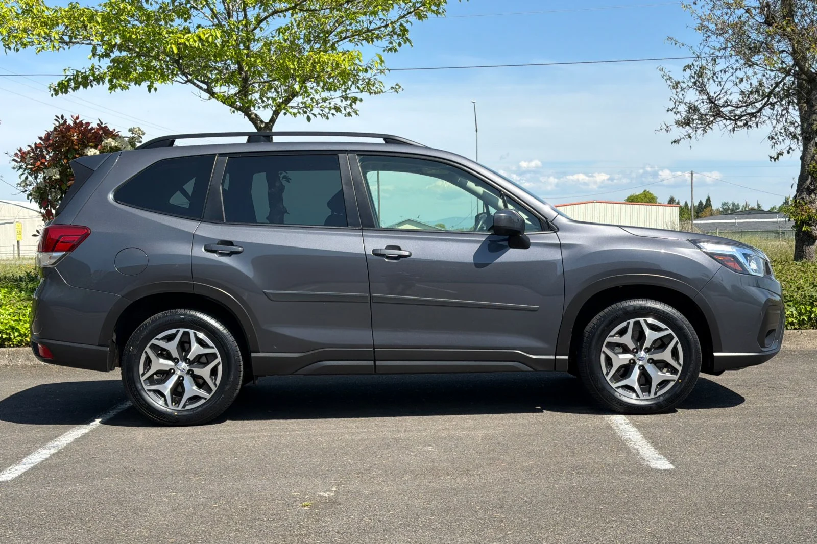 Used 2020 Gray Subaru Premium image 3