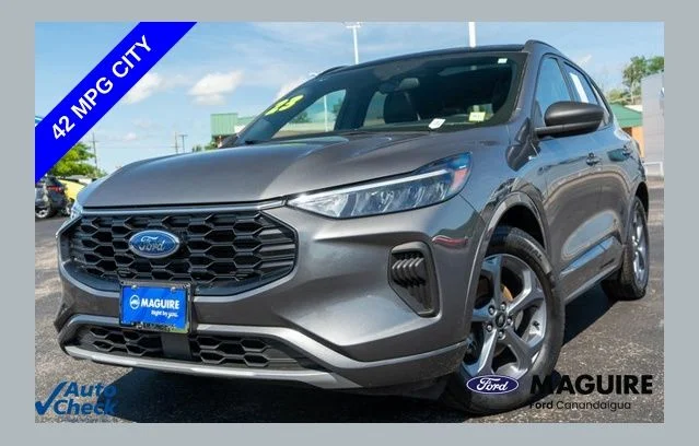 Used 2023 Gray Ford ST-Line image 1