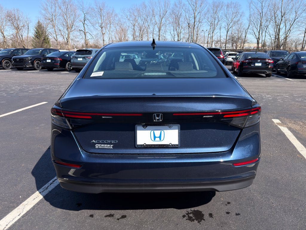 New 2026 Canyon River Blue Metallic Honda SE image 4