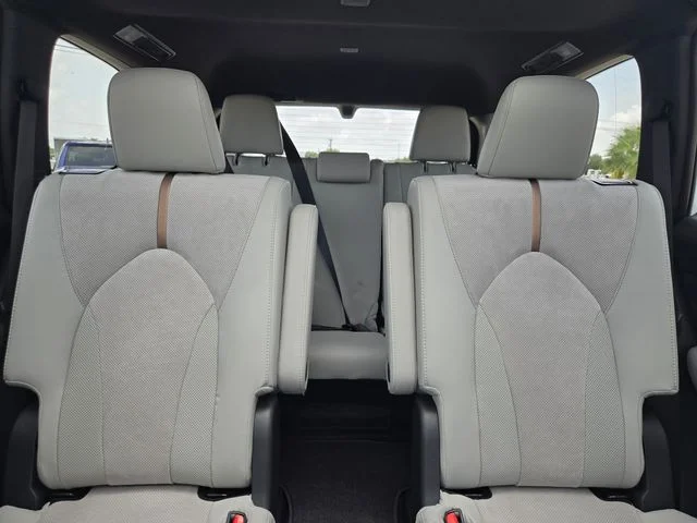 New 2026 Wind Chill Pearl Toyota Hybrid MAX Platinum image 24