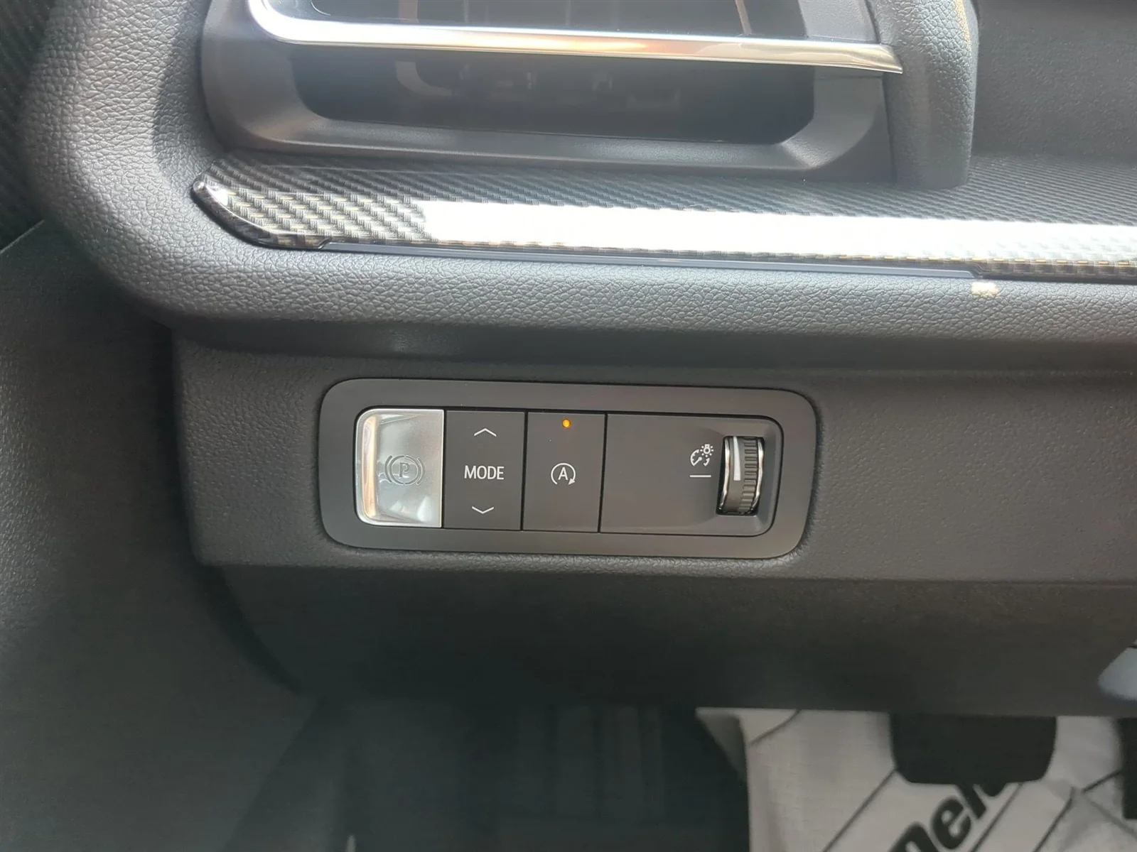 New 2026 Polar White Tricoat Chevrolet High Country image 42