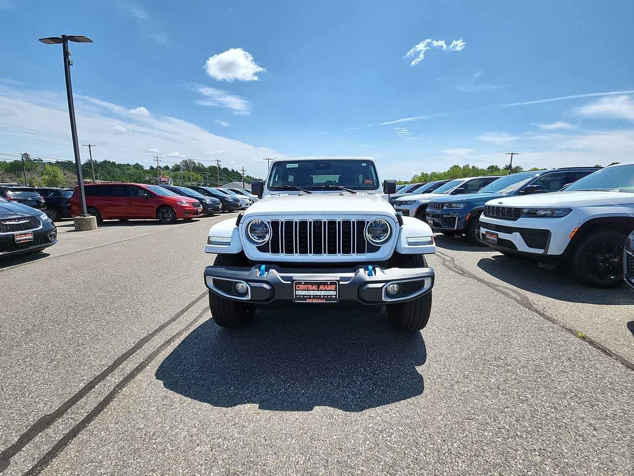 Used 2024 Bright White Clearcoat Jeep Sahara image 3