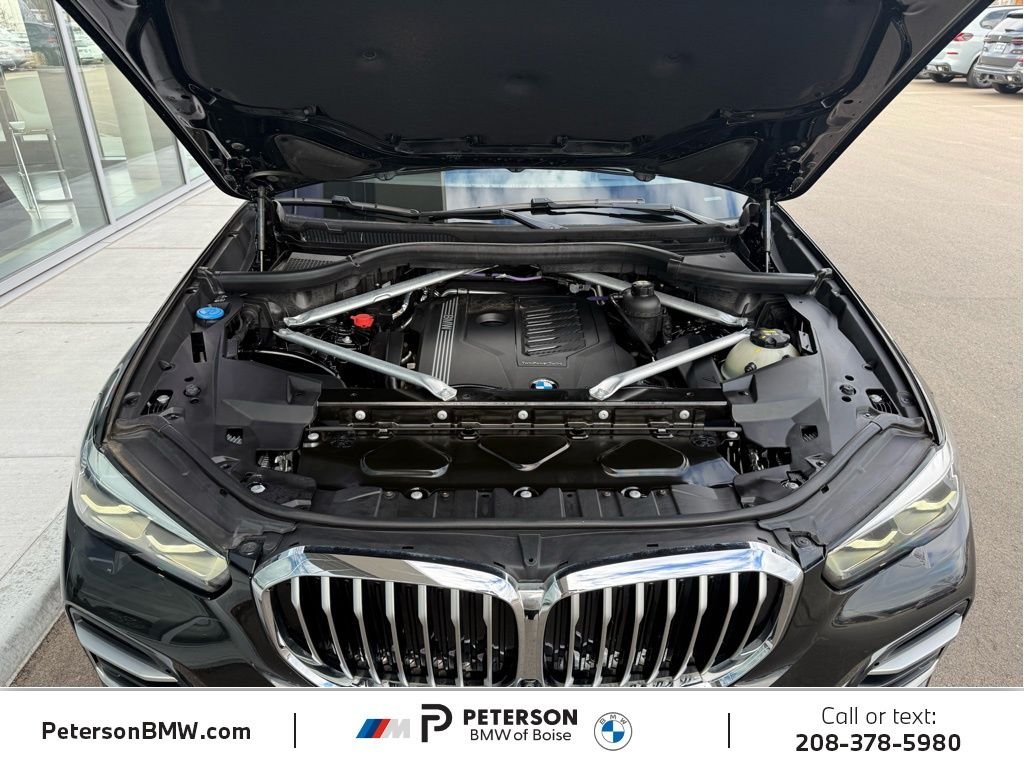 Used 2023 Black Sapphire Metallic BMW xDrive40i image 8