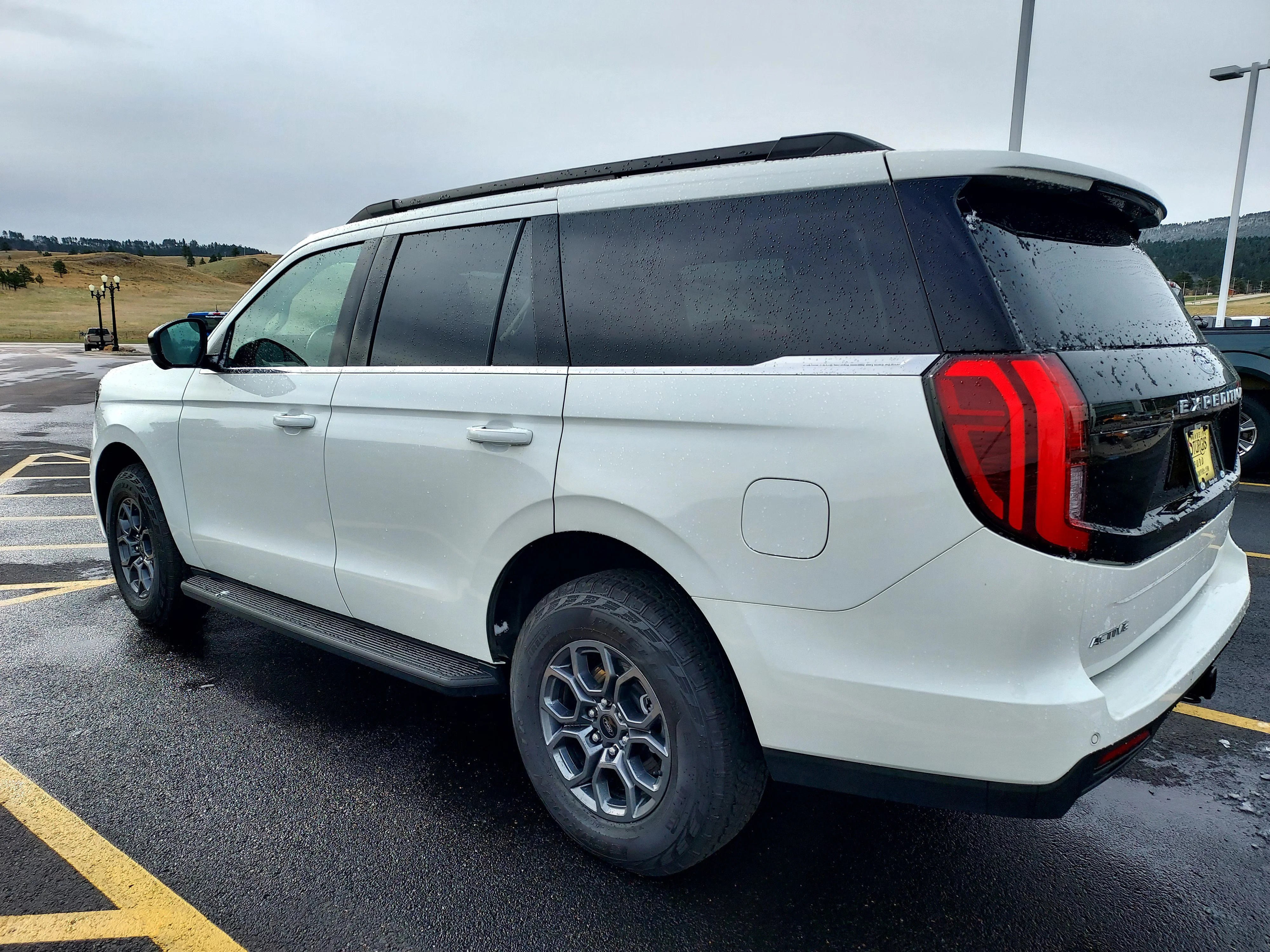 Used 2025 White Ford Active image 4