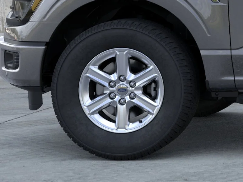 New 2026 Carbonized Gray Metallic Ford XLT image 44