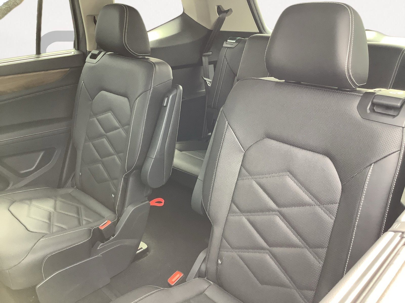 2026 Volkswagen Atlas SE w/Tech - Photo 23