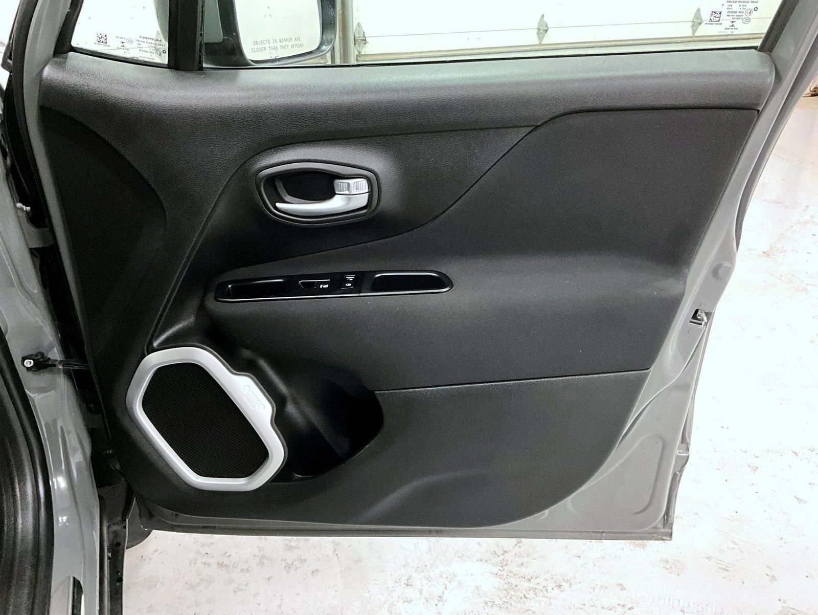 Used 2021 Gray Jeep Latitude image 17
