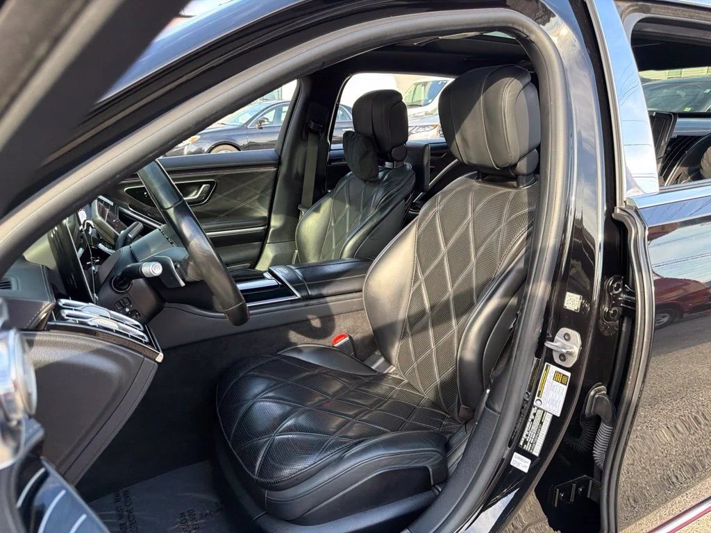 Used 2023 Black Mercedes-Benz Maybach S 580 image 38