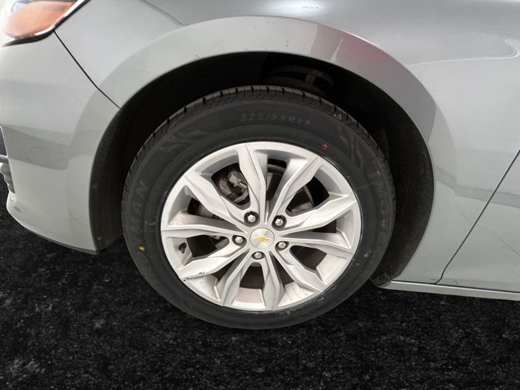 Used 2023 Gray Chevrolet LT image 27