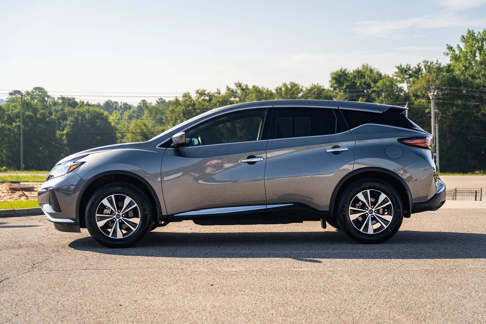 Certified Used 2023 Gun Metallic Nissan S image 4