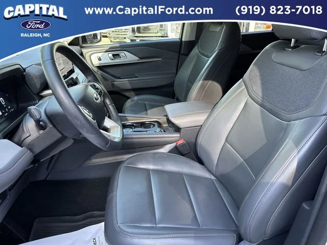 Used 2025 White Ford Active image 19
