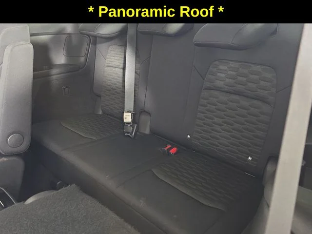Used 2022 Gun Metallic Nissan SV image 28