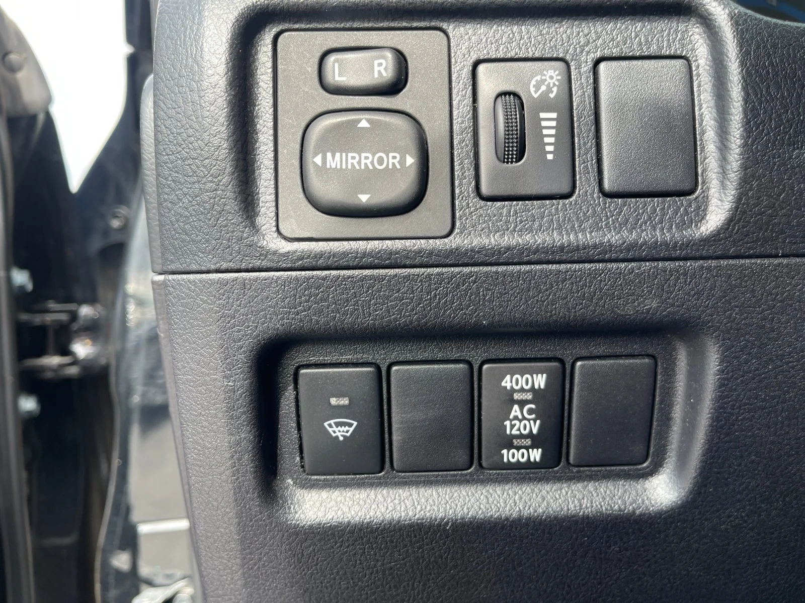 Used 2019 Black Toyota SR5 image 32