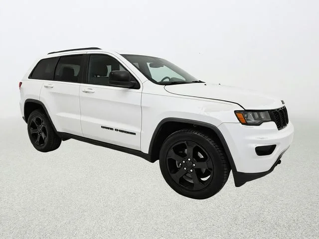 Used 2019 White Jeep Laredo image 26