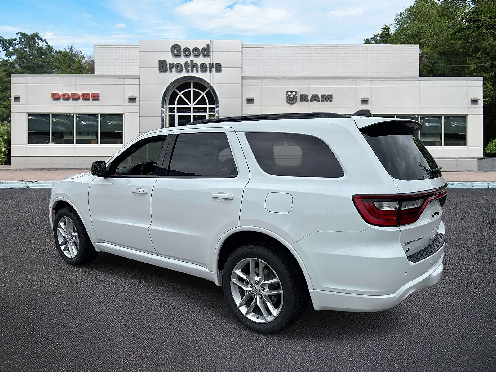 New 2026 White Knuckle Clear-Coat Exterior Paint Dodge GT Plus image 3