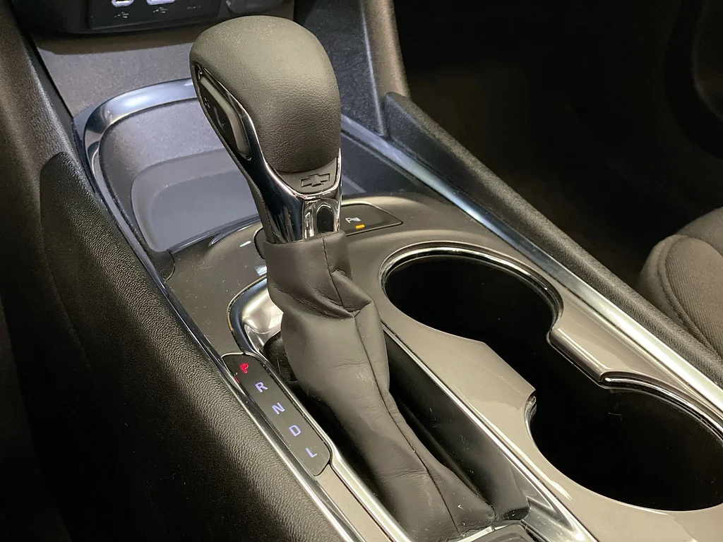 Used 2024 GRAY Chevrolet LT image 16