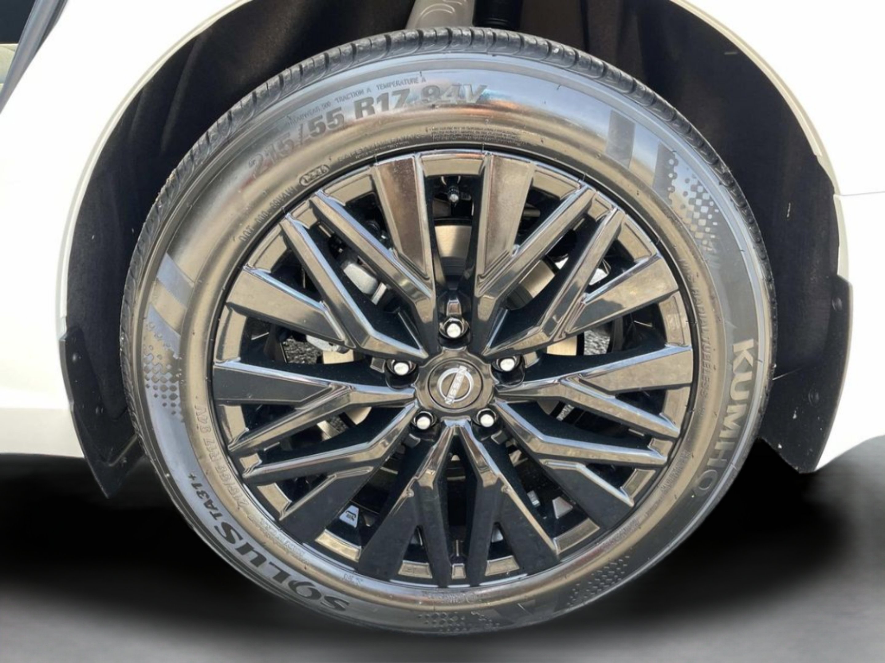 New 2026 Pearl White TriCoat Nissan 2.5 SV image 42