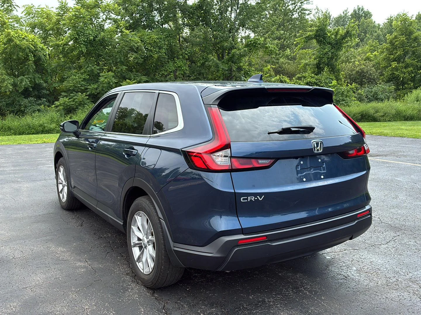 Used 2024 Canyon River Blue Metallic Honda EX image 19