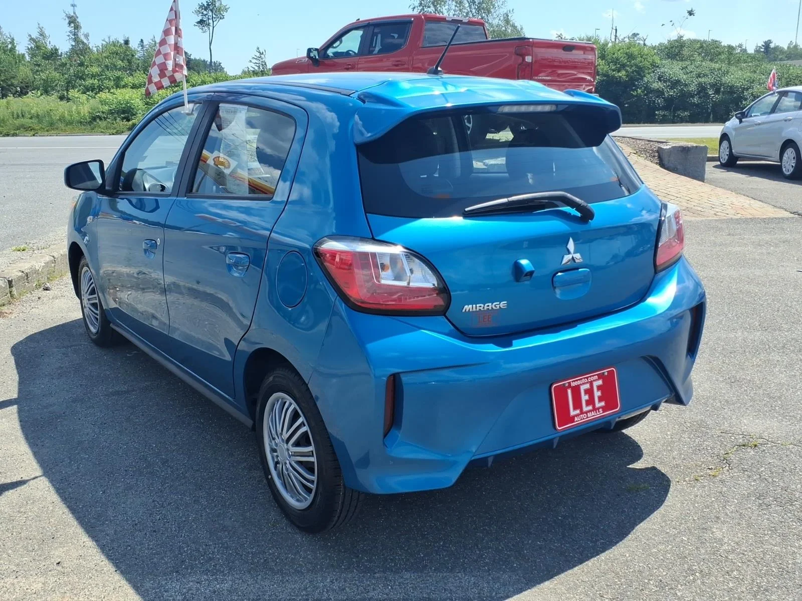 Used 2021 Sapphire Blue Mitsubishi ES image 7