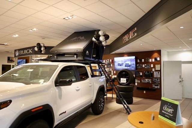 2025 GMC Canyon AT4 - Photo 51