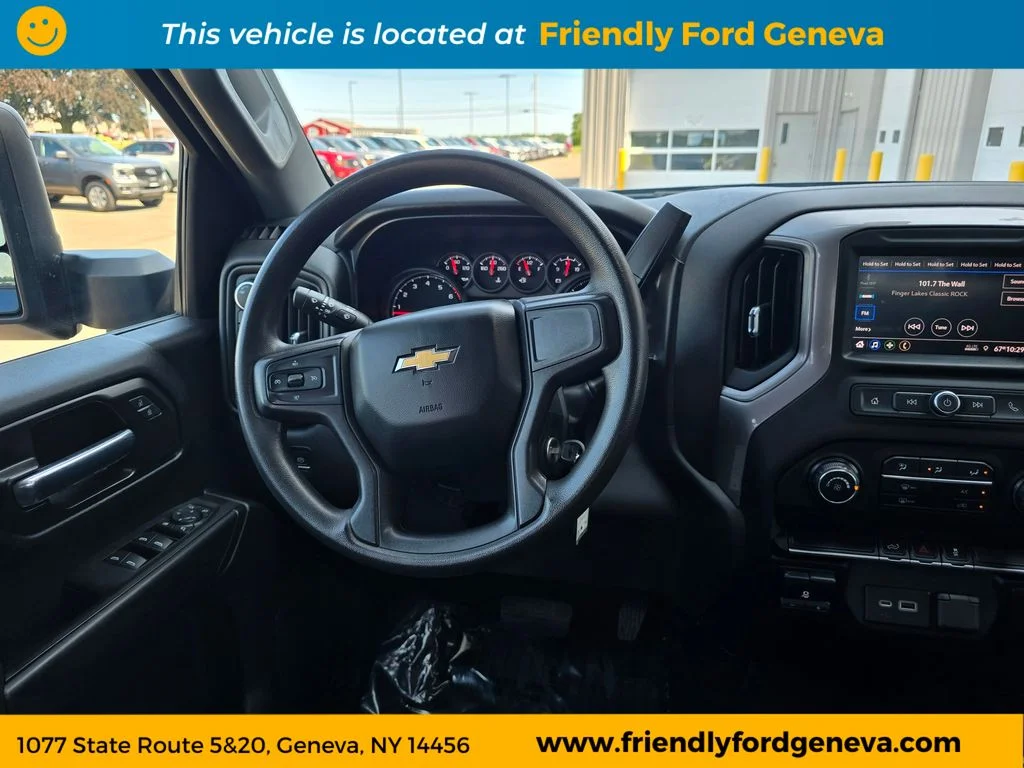 Used 2021 Blue Chevrolet Custom image 15