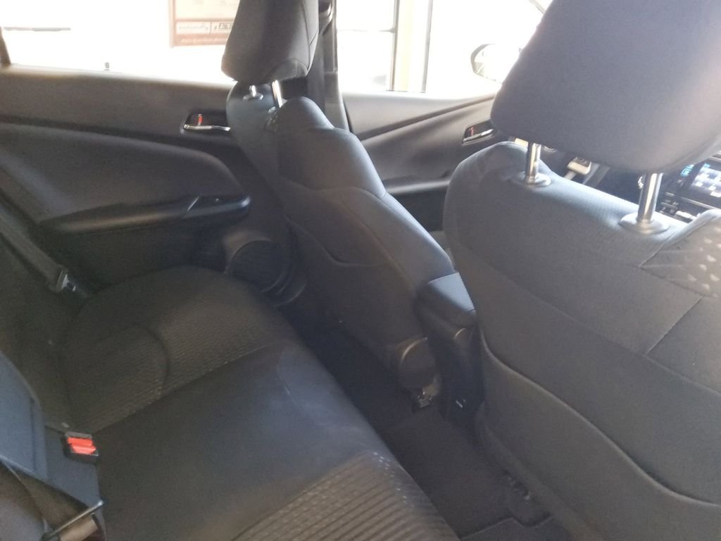 Used 2018 Gray Toyota Two image 16