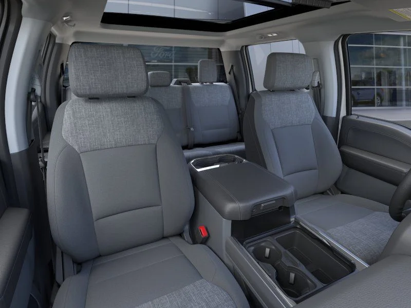 New 2026 Oxford White Ford F-250® XLT image 10