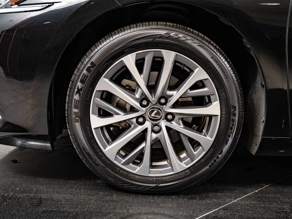 Used 2022 Graphite Black Lexus 300h image 13