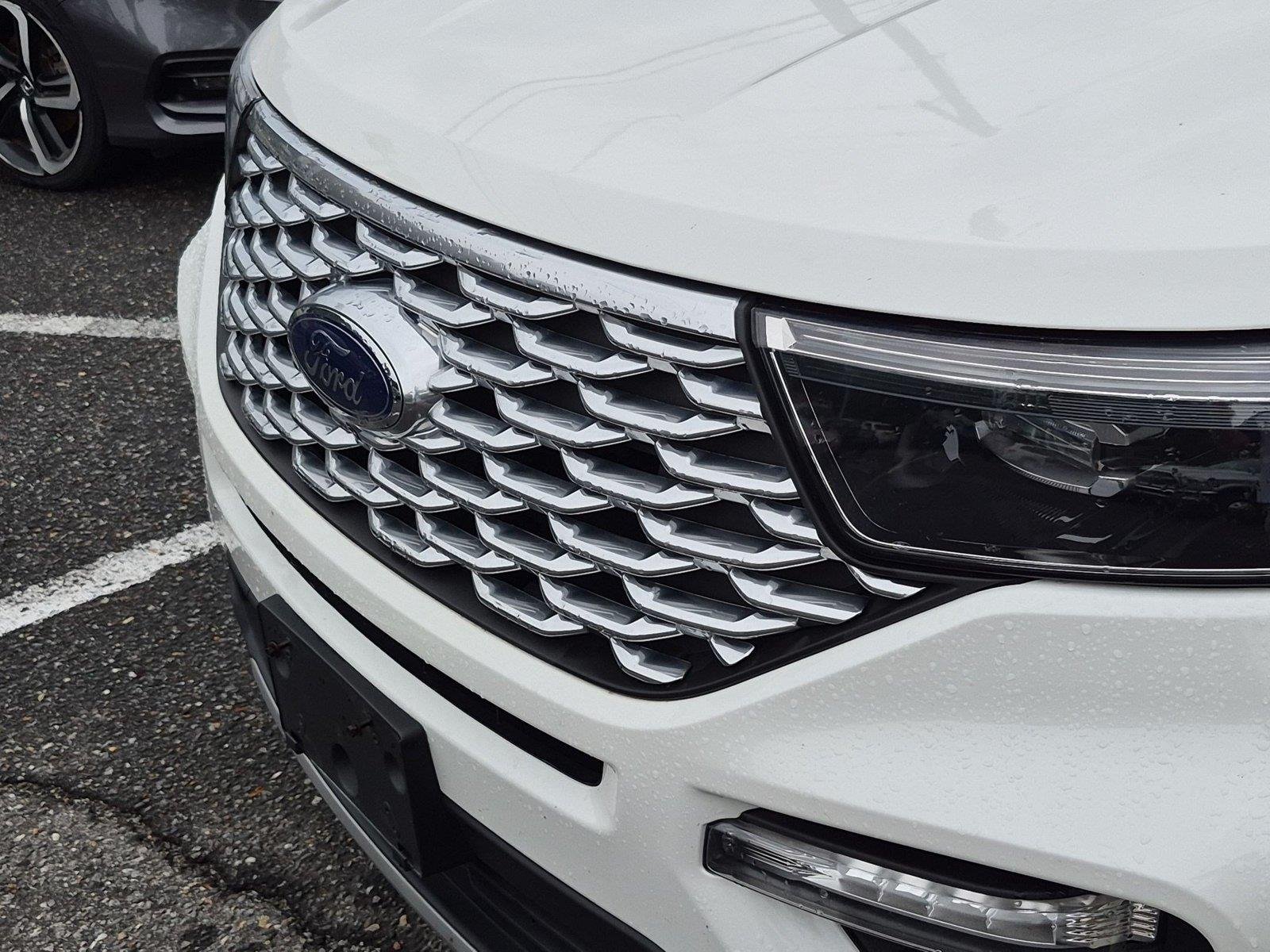 Used 2022 Star White Metallic Tri-Coat Ford Platinum image 14