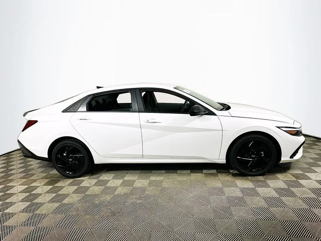 New 2026 White Hyundai SEL Sport image 2