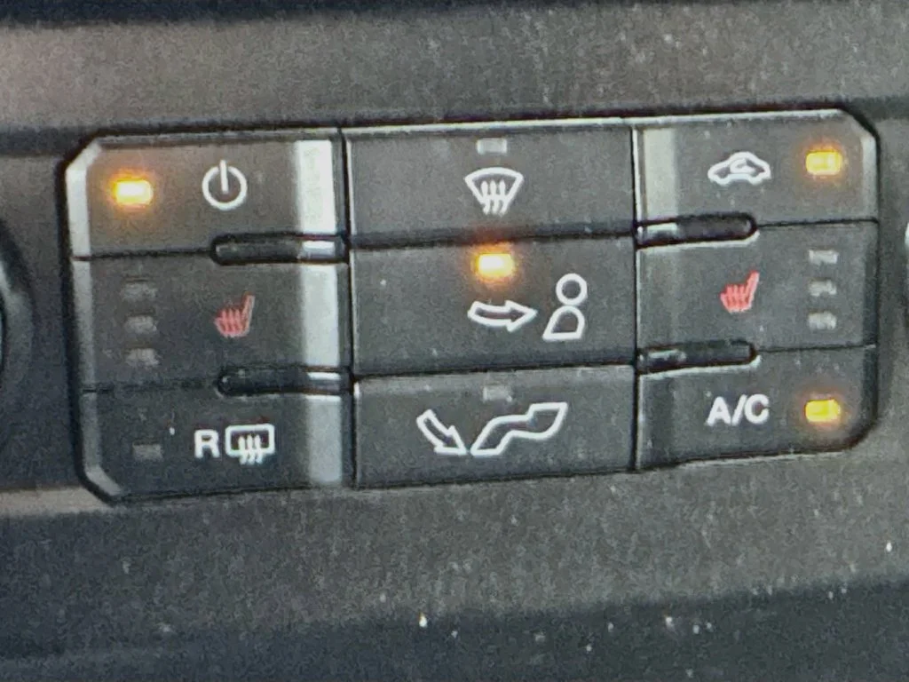 Used 2019 Gray Ford XLT image 23