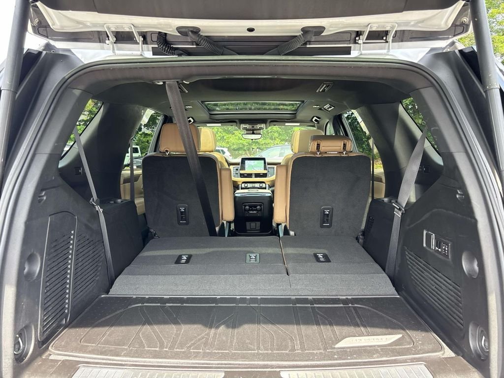 Used 2023 Beige Chevrolet Premier image 19