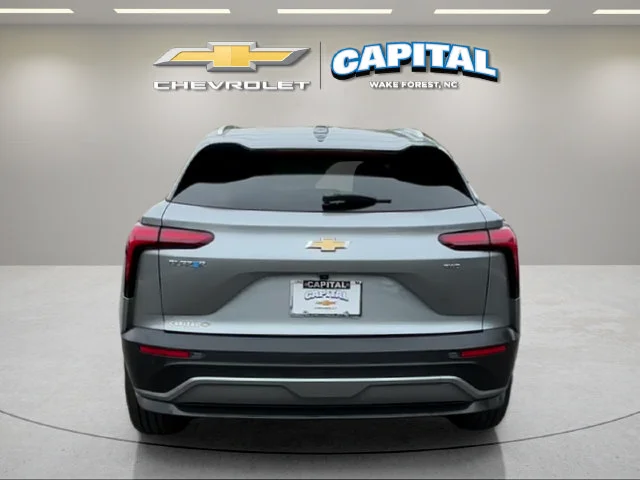 Used 2024 Gray Chevrolet LT image 4