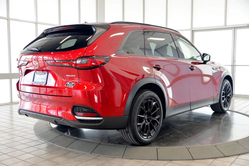 Certified Used 2025 Red Mazda 3.3 Turbo Premium image 8