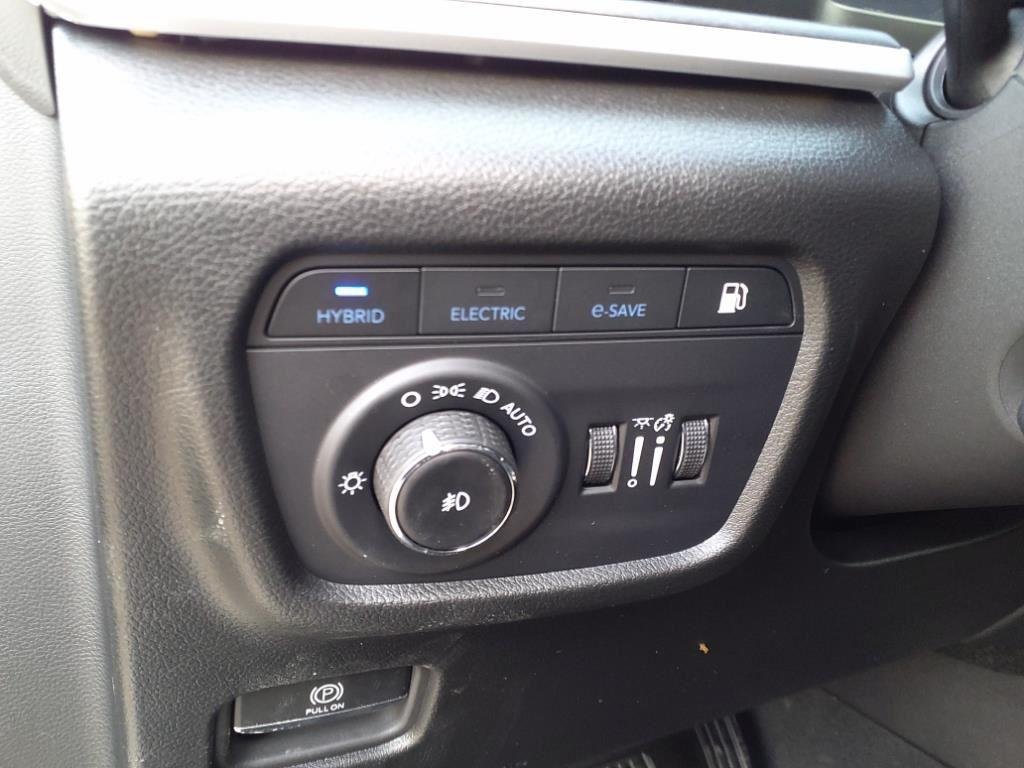 Used 2024 Silver Zynith Jeep  image 8