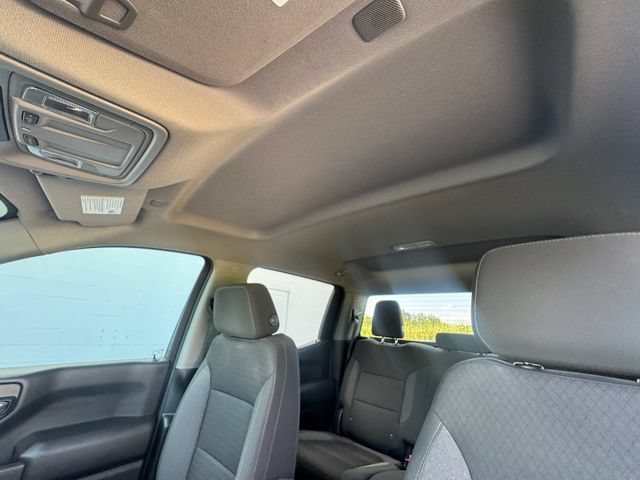 Used 2022 Black Chevrolet Custom image 27