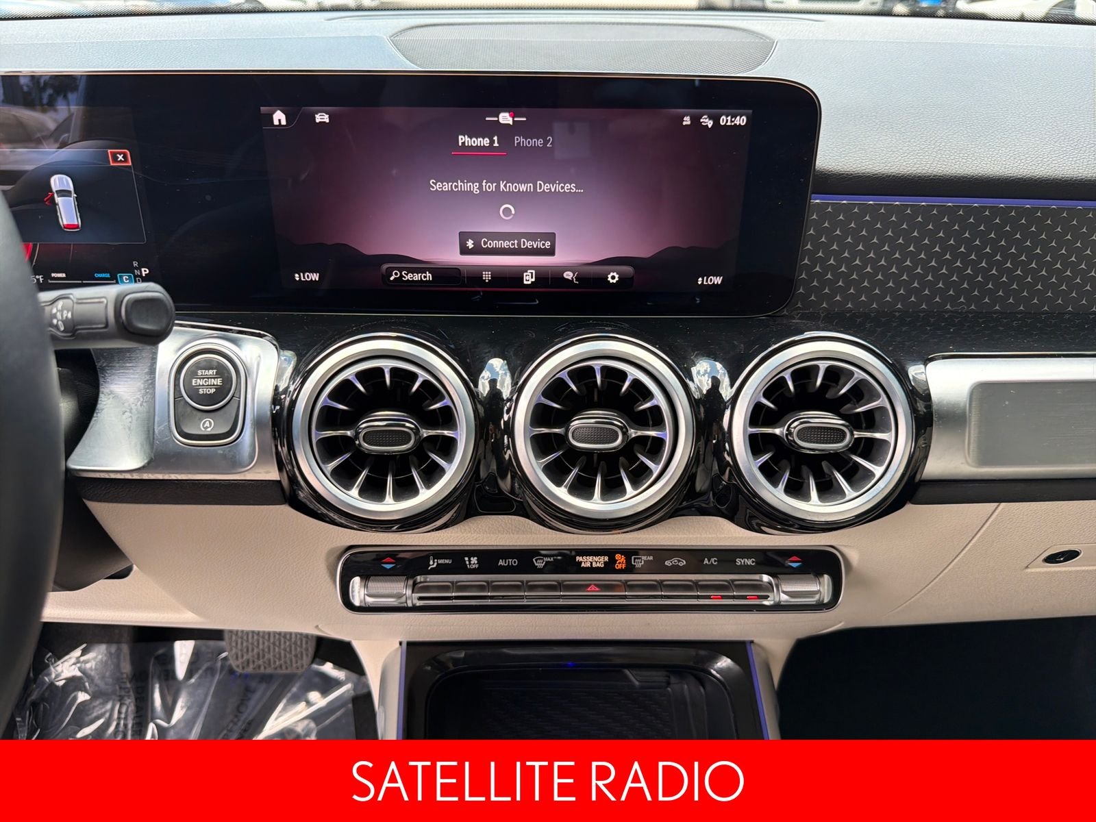 Used 2025 Polar White Mercedes-Benz GLB 250 image 18